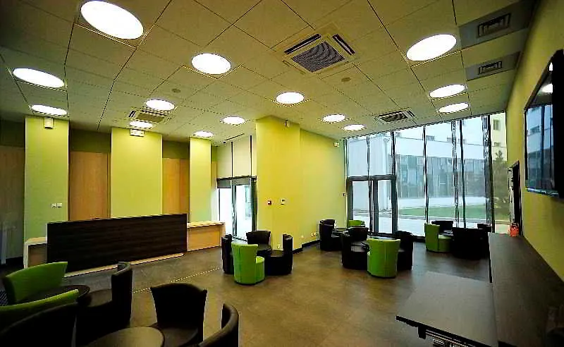 Residence Otelia Affaires & Bien-Etre Лион 2*,