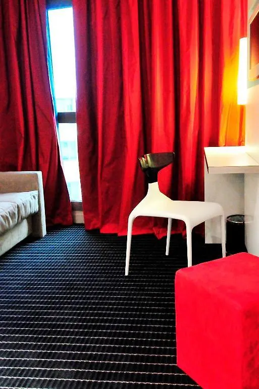 Résidence Ôtelia Affaires&Bien-être Lyon 2*,  Francia